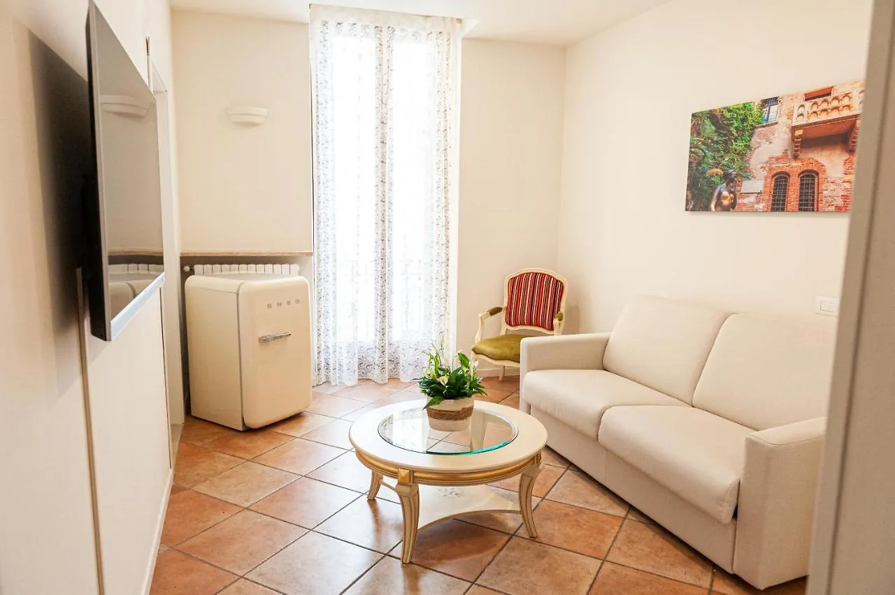 Konukevi Residenza Catullo Otel Verona